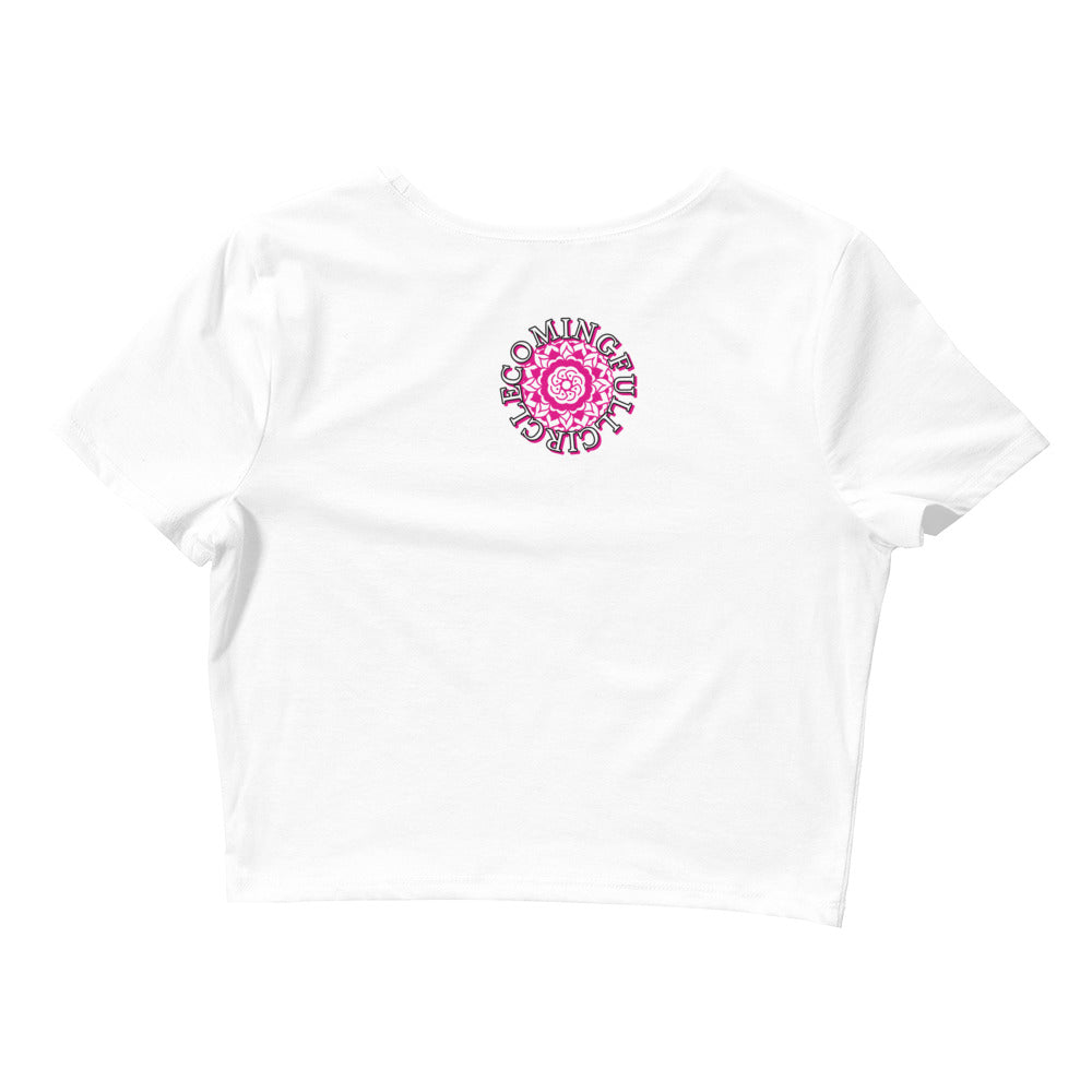 ABUNDANCE QUEEN LLC Women’s Crop Tee