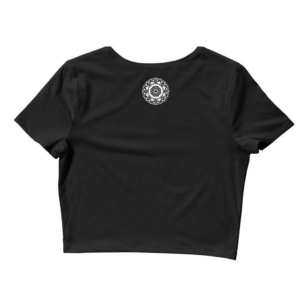 ABUNDANCE QUEEN LLC Women’s Crop Tee